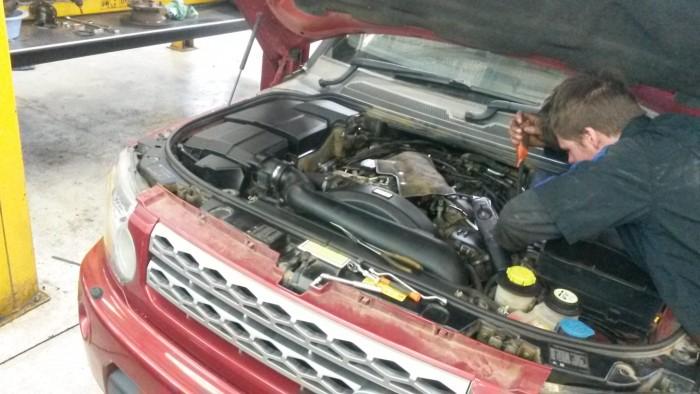 Car engine troubleshooting